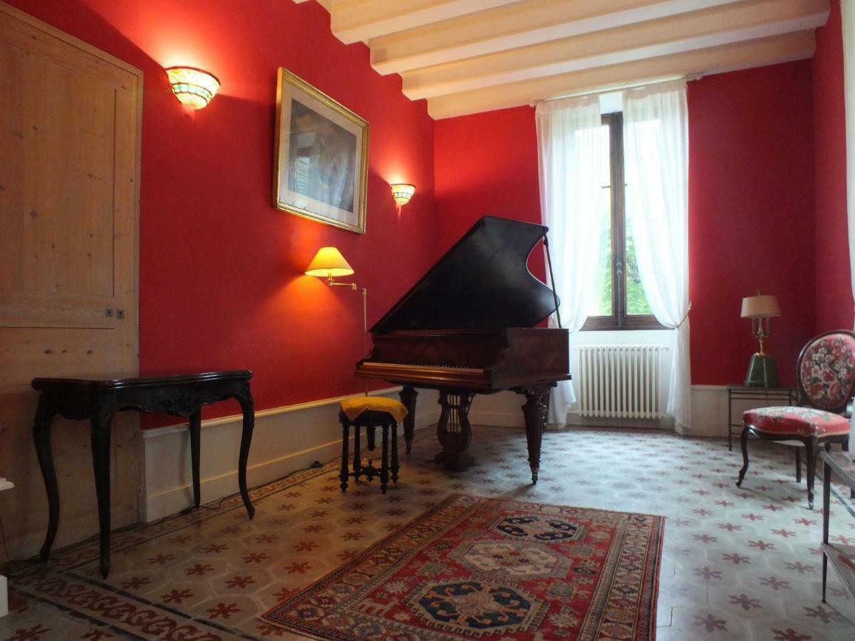 Chateau Du Donjon Guest house Drumettaz-Clarafond